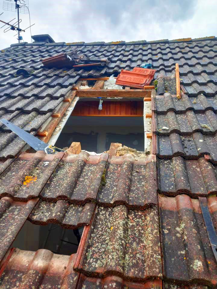 Pose de velux près de Meung sur Loire